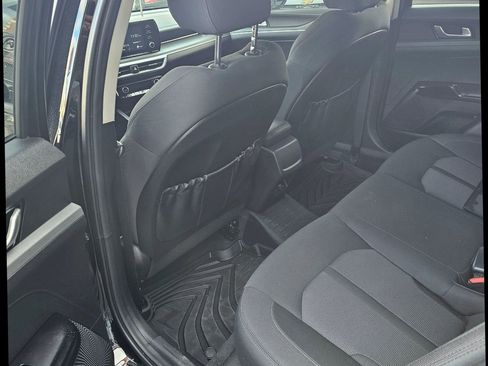 Used 2022 Kia K5 LXS image 7