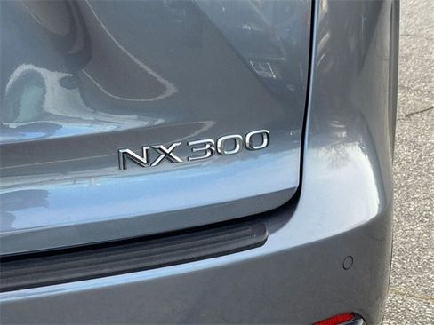 Used 2019 Lexus NX 300 AWD image 33