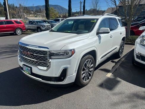 Used 2020 GMC Acadia Denali w/ Denali Ultimate Package image 4