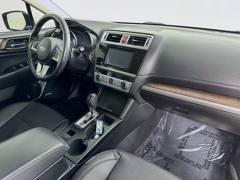 Used 2017 Subaru Outback 3.6R Limited image 37