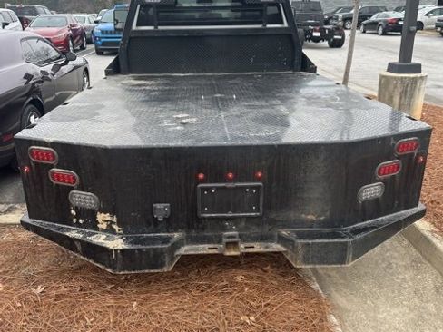 Used 2024 Chevrolet Silverado 3500 W/T w/ WT Convenience Package image 3