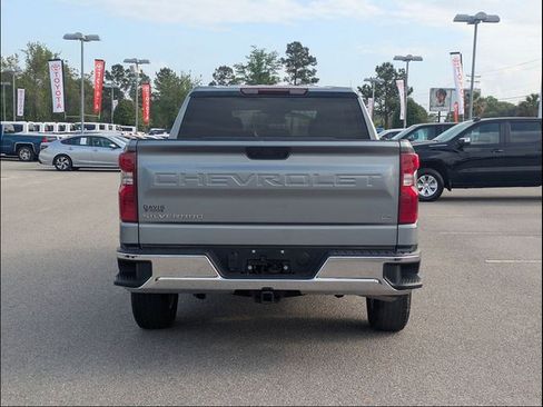Used 2025 Chevrolet Silverado 1500 LT RWD image 4