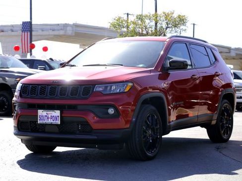 New 2026 Jeep Compass Latitude image 7