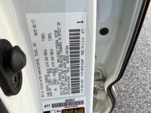 Used 2017 Toyota Tacoma TRD Pro AWD/4WD image 21