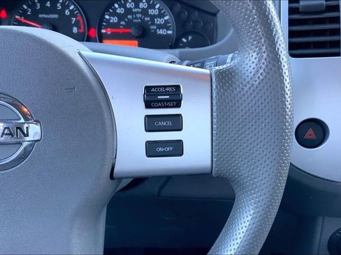 Used 2020 Nissan Frontier SV image 23