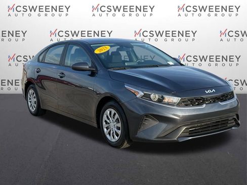 Used 2023 Kia Forte LX image 7