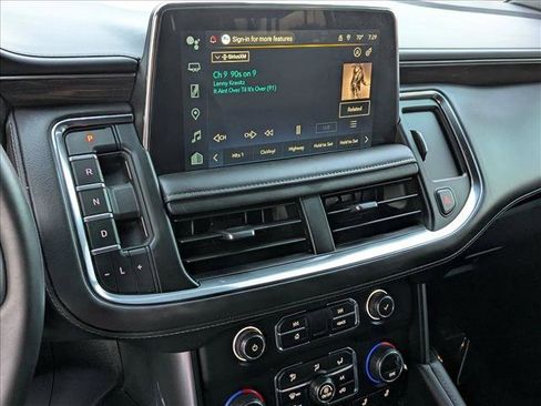 Used 2024 Chevrolet Suburban Z71 w/ Z71 Off-Road Package image 14