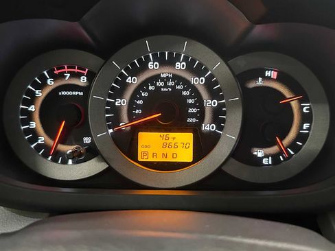 Used 2012 Toyota RAV4 Limited w/ Premium Plus Value Pkg image 12