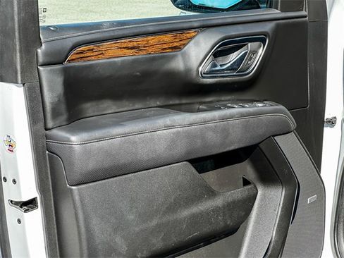 Used 2024 Chevrolet Tahoe Premier image 11