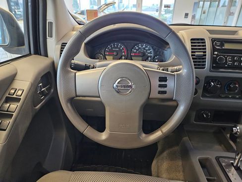 Used 2005 Nissan Frontier SE image 17