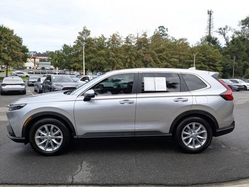Certified 2025 Honda CR-V EX image 5