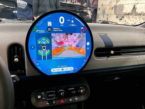 Used 2026 MINI Cooper 2-Door Hardtop image 28