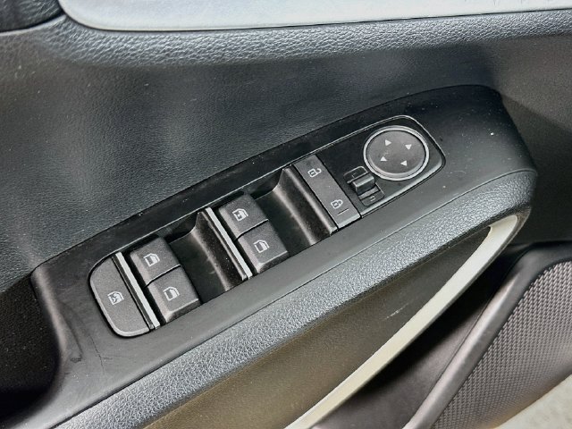 Used 2023 Kia Soul S FWD image 16