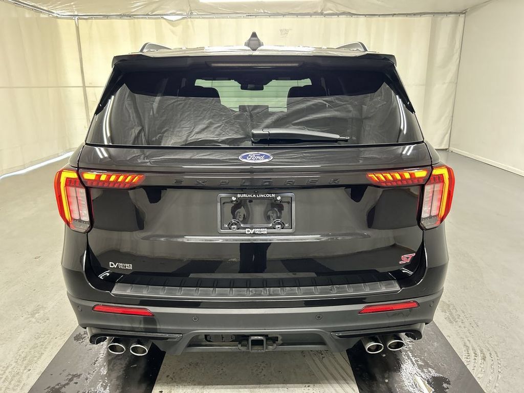 Used 2025 Ford Explorer ST w/ Sun And Sound Package AWD/4WD image 22