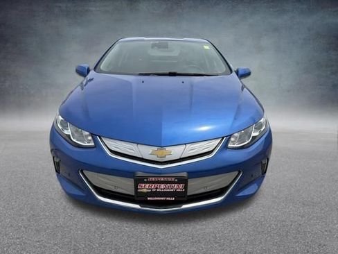 Used 2018 Chevrolet Volt Premier w/ Driver Confidence Package FWD image 3