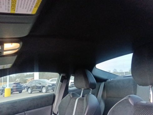 Used 2023 Toyota GR86 Premium image 14