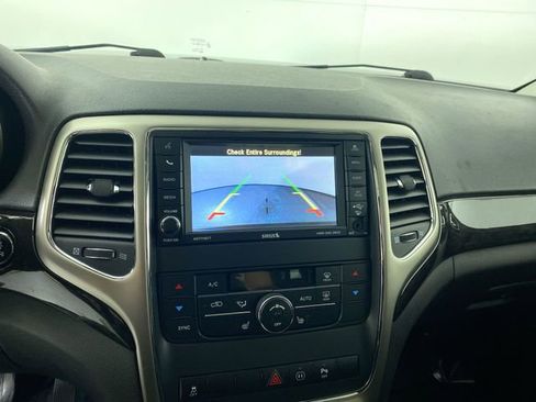 Used 2012 Jeep Grand Cherokee Laredo image 9