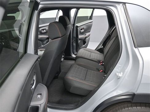 Certified 2026 Honda HR-V Sport image 7