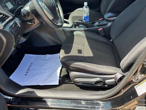 Used 2014 Nissan Sentra S FWD image 11
