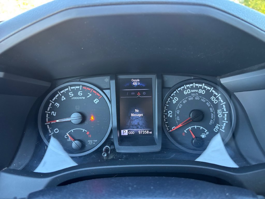 Used 2022 Toyota Tacoma SR AWD/4WD image 15