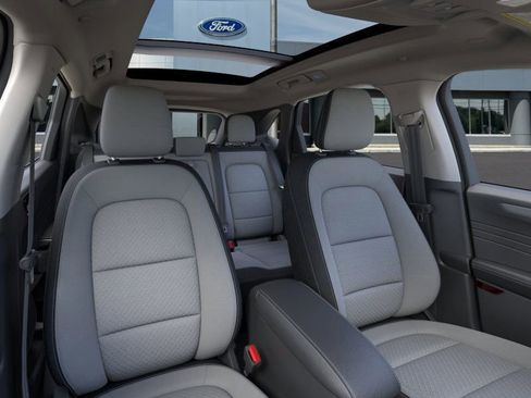New 2025 Ford Escape Active image 10