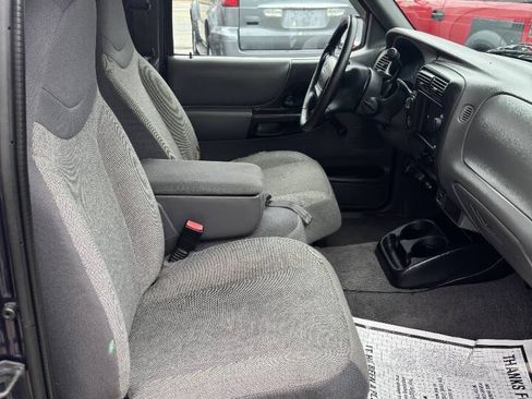 Used 2001 Ford Ranger XL AWD/4WD image 13