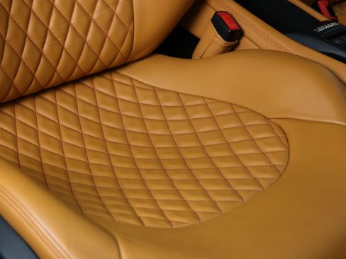 Used 2021 Ferrari F8 Tributo image 27