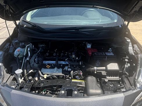 Used 2025 Nissan Versa SV FWD image 31