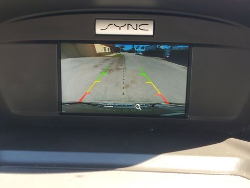 Used 2017 Ford Escape SE image 25