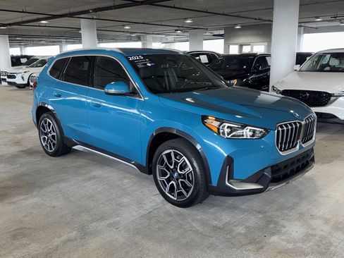 Certified 2025 BMW X1 xDrive28i w/ Convenience Package image 2