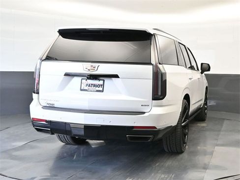 Used 2025 Cadillac Escalade Sport w/ Touring Package image 5