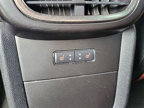 Used 2019 Lincoln Nautilus Reserve image 11