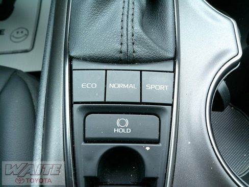 Certified 2024 Toyota Camry SE image 19