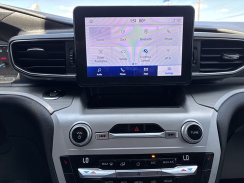 Used 2021 Ford Explorer XLT w/ Equipment Group 202A image 36