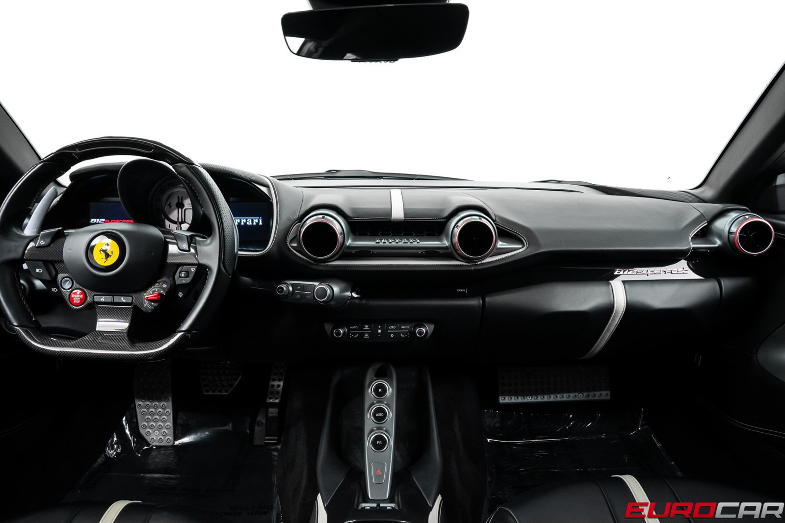 Used 2020 Ferrari 812 Superfast RWD image 27