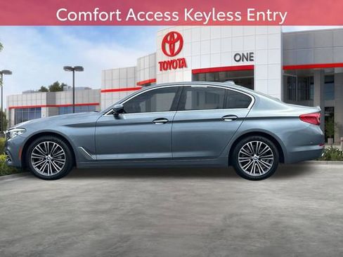 Used 2017 BMW 530i RWD image 9