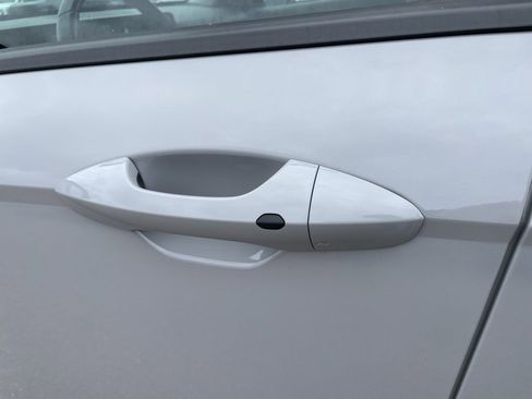 Used 2024 Hyundai Kona SEL image 52