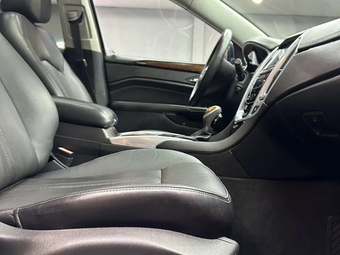 Used 2013 Cadillac SRX Luxury w/ Driver Awareness Package FWD image 31