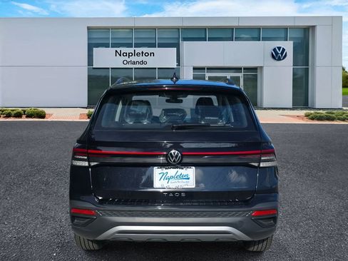 Used 2025 Volkswagen Taos S FWD image 7