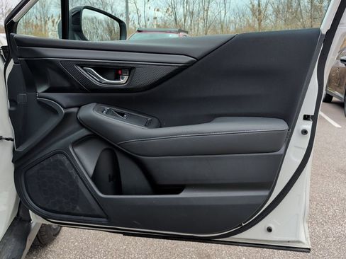 Used 2022 Subaru Outback Premium image 29