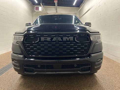 Used 2025 RAM 1500 Big Horn AWD/4WD image 6