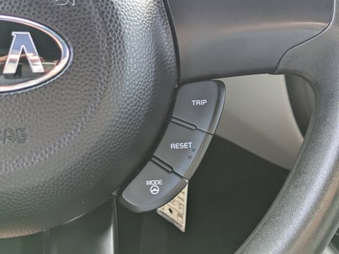 Used 2015 Kia Soul FWD image 20