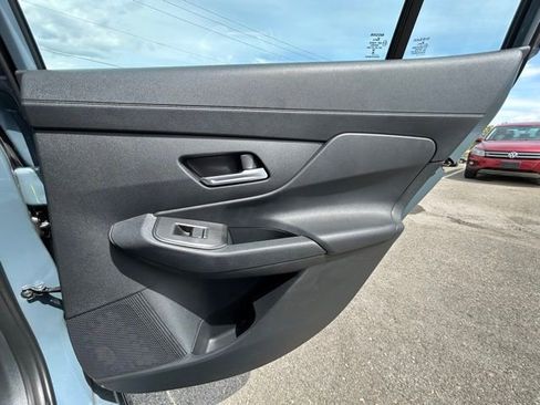 New 2026 Nissan Sentra SR FWD image 38