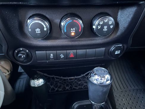 Used 2017 Jeep Wrangler Sport w/ Quick Order Package 24S image 16