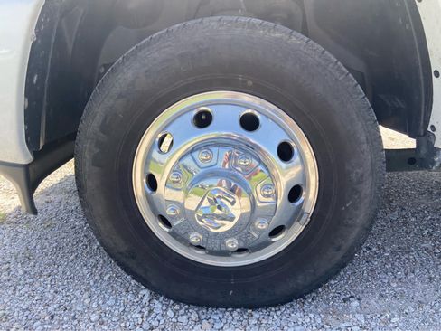 Used 2024 RAM 3500 Limited AWD/4WD image 15