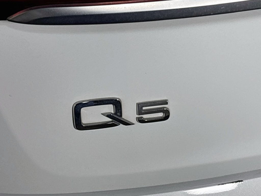 Used 2023 Audi Q5 2.0T Premium w/ Convenience Package AWD/4WD image 24