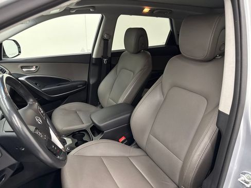 Used 2019 Hyundai Santa Fe XL AWD/4WD image 15