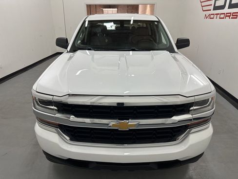 Used 2018 Chevrolet Silverado 1500 W/T w/ WT Convenience Package RWD image 3