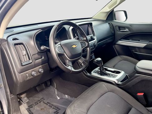 Used 2019 Chevrolet Colorado LT w/ LT Convenience Package image 9