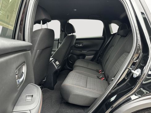 Certified 2025 Honda HR-V Sport image 20